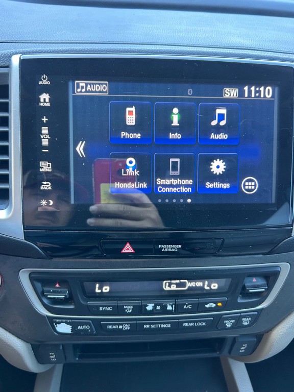2017 Honda Pilot Image 18