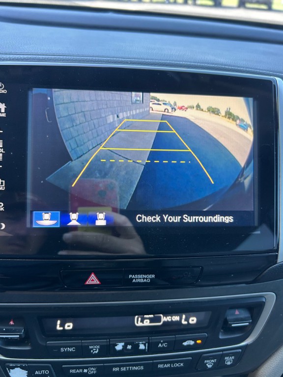 2017 Honda Pilot Image 21