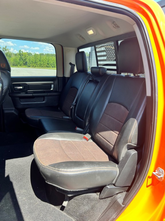 2015 RAM 1500 Image 9