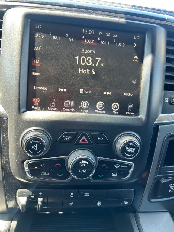 2015 RAM 1500 Image 19