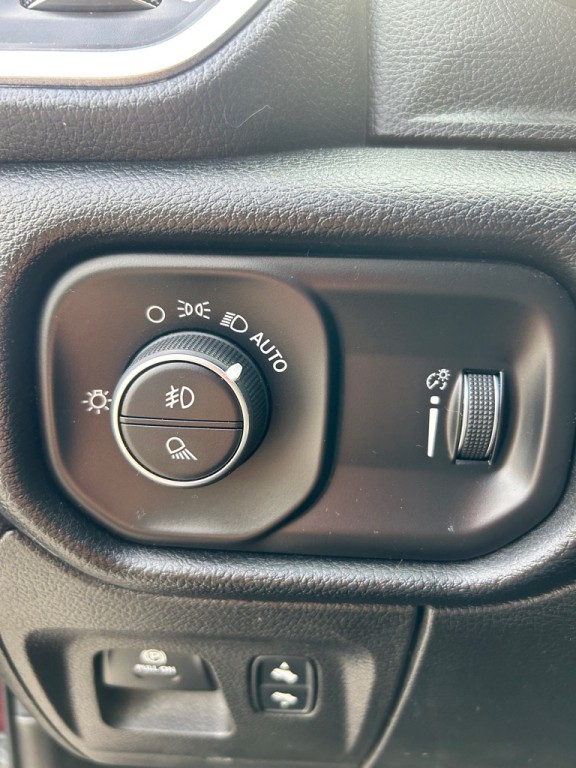 2020 RAM 1500 Image 13