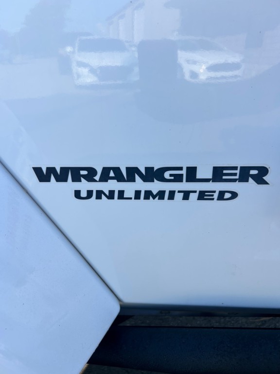 2016 Jeep Wrangler Unlimited Image 24