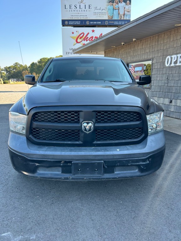 2015 RAM 1500 Image 2