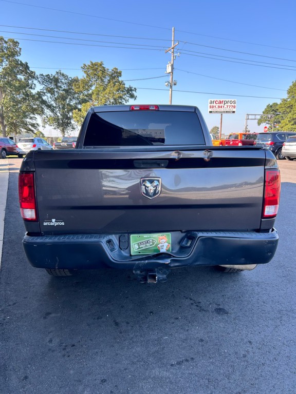 2015 RAM 1500 Image 4