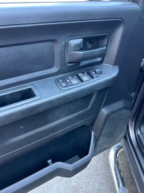 2015 RAM 1500 Image 5