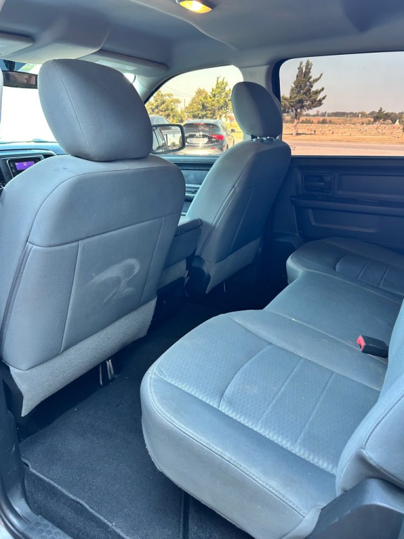 2015 RAM 1500 Image 9