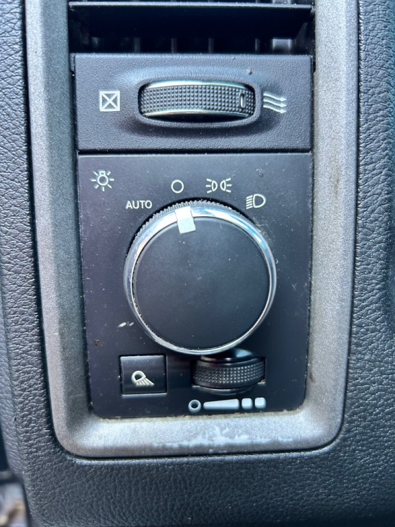 2015 RAM 1500 Image 10