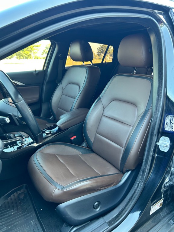 2017 INFINITI QX30 Image 10