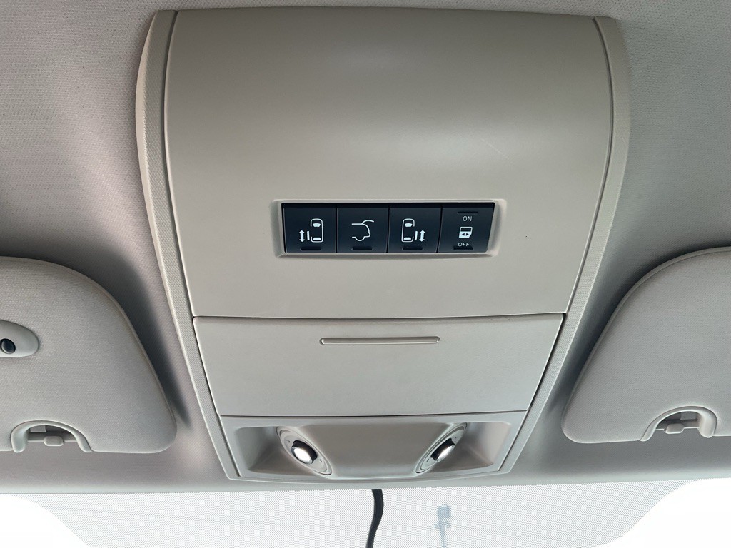 2015 Chrysler Town & Country Image 37