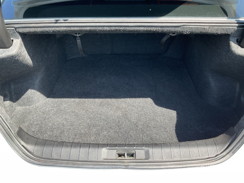 2016 Nissan Maxima Image 9