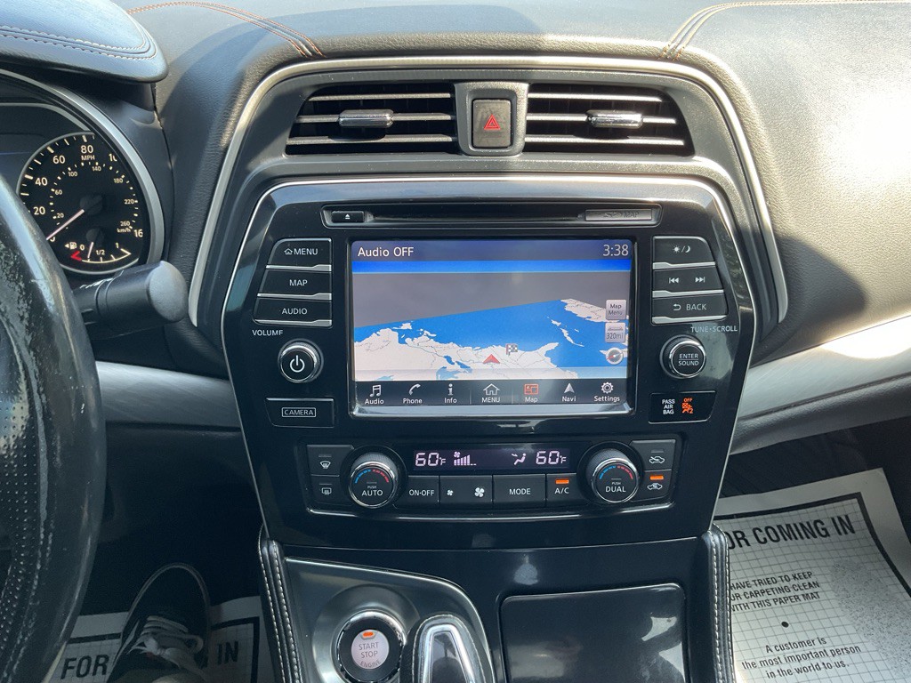 2016 Nissan Maxima Image 34