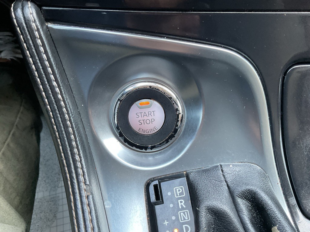 2016 Nissan Maxima Image 38