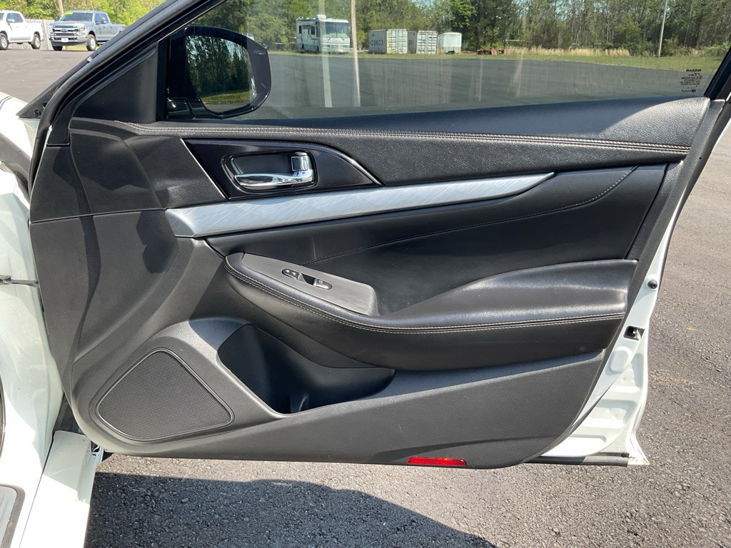 2016 Nissan Maxima Image 51