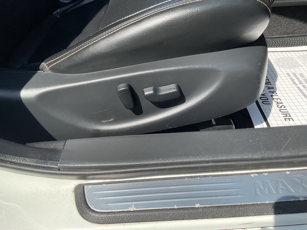 2016 Nissan Maxima Image 53