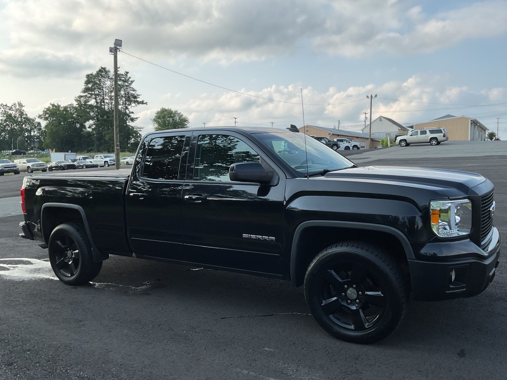 2015 GMC Sierra Image 11