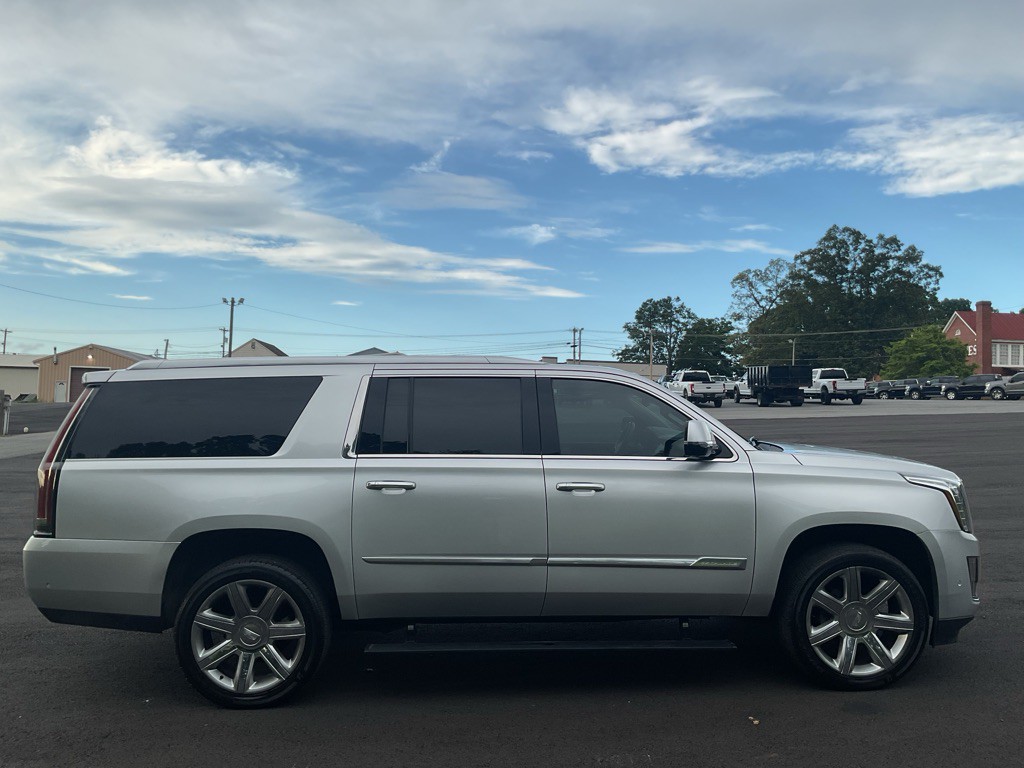 2019 Cadillac Escalade Image 14