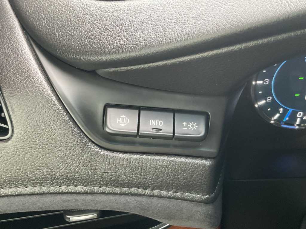2019 Cadillac Escalade Image 34