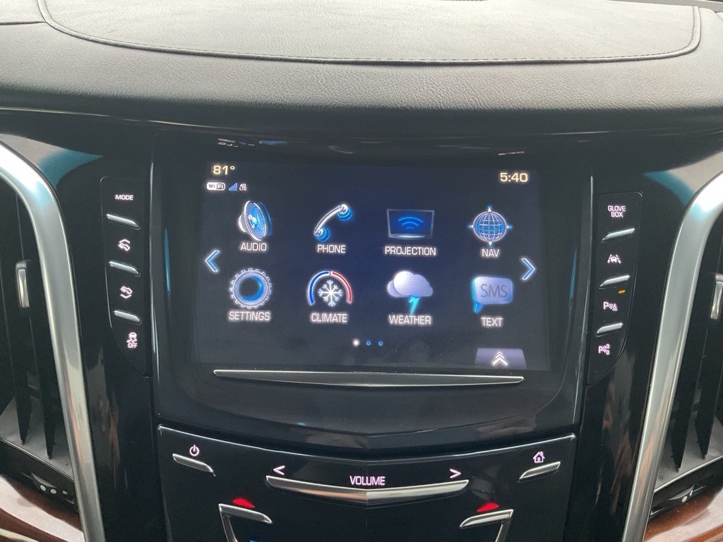 2019 Cadillac Escalade Image 41