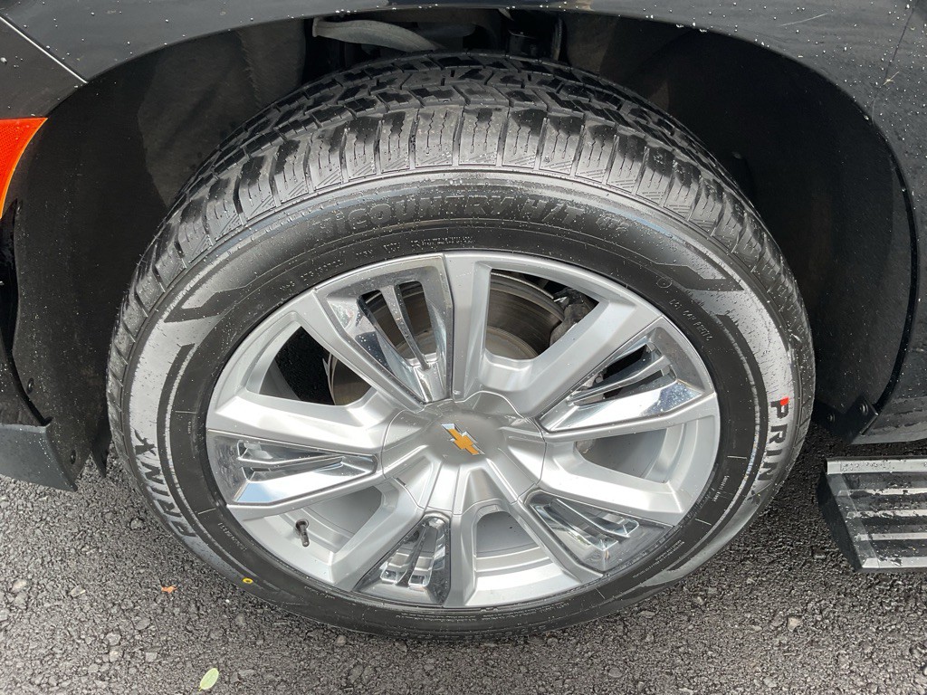 2023 Chevrolet Suburban Image 20