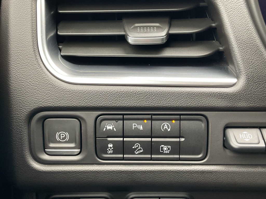 2023 Chevrolet Suburban Image 30