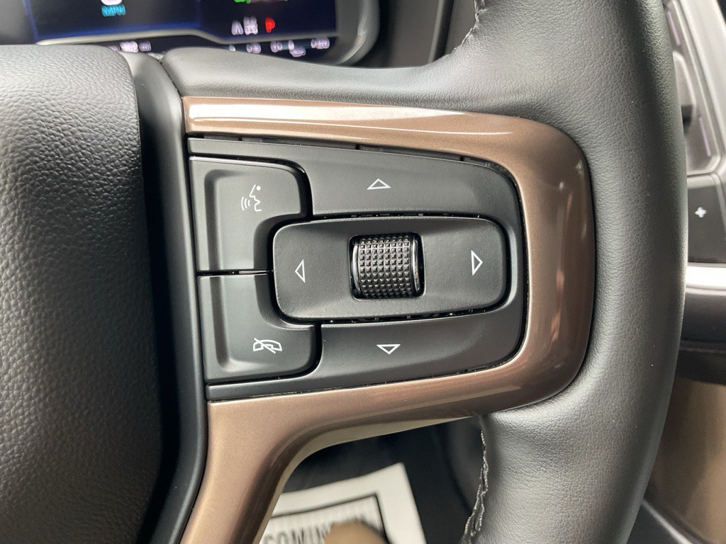 2023 Chevrolet Suburban Image 37