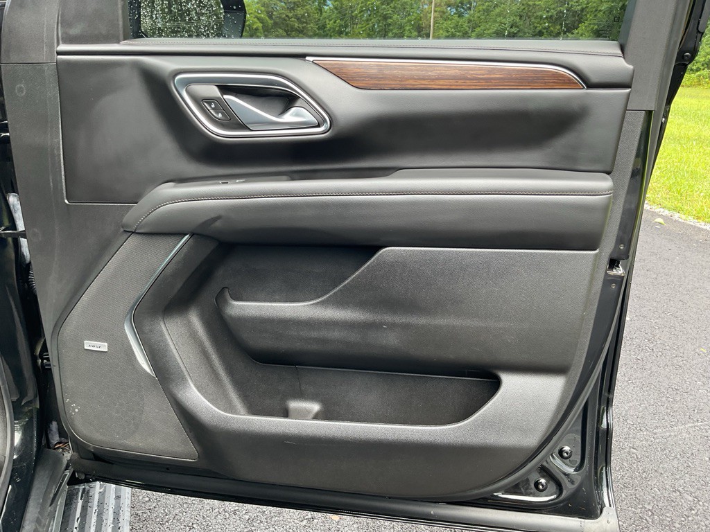 2023 Chevrolet Suburban Image 58