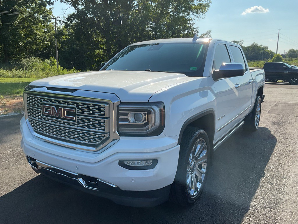 2018 GMC Sierra Image 1