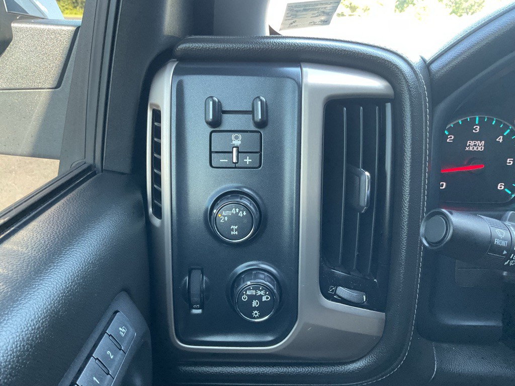 2018 GMC Sierra Image 33