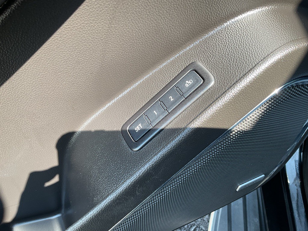 2016 Chevrolet Suburban Image 27