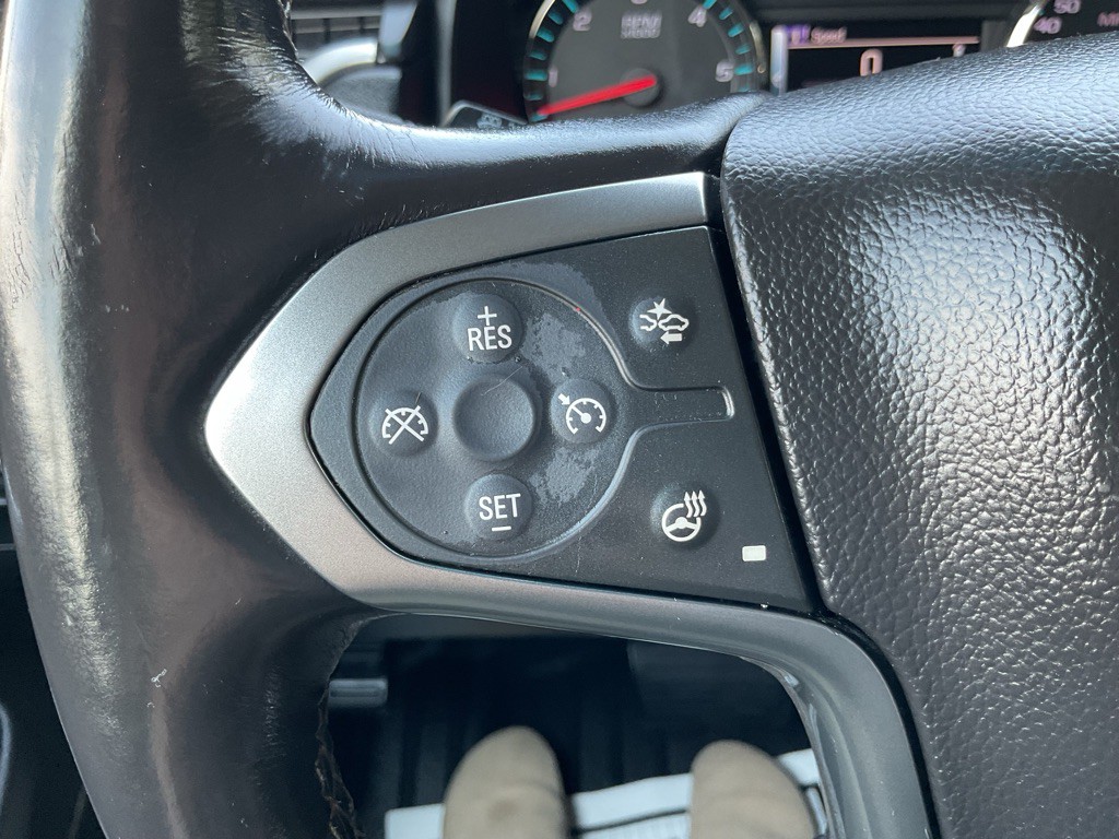 2016 Chevrolet Suburban Image 37