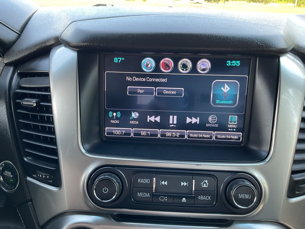 2016 Chevrolet Suburban Image 41