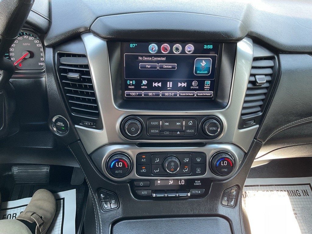 2016 Chevrolet Suburban Image 42