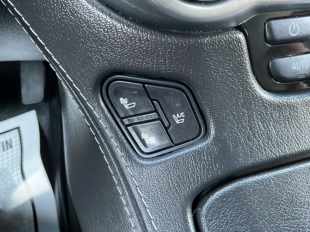 2016 Chevrolet Suburban Image 46