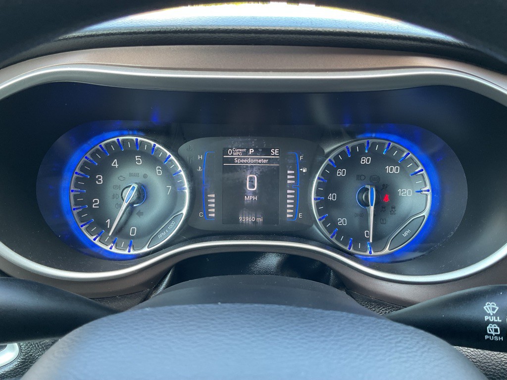 2020 Chrysler Voyager Image 30