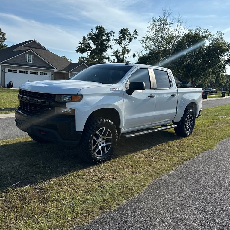 2020 Chevrolet Silverado 1500 Image 1