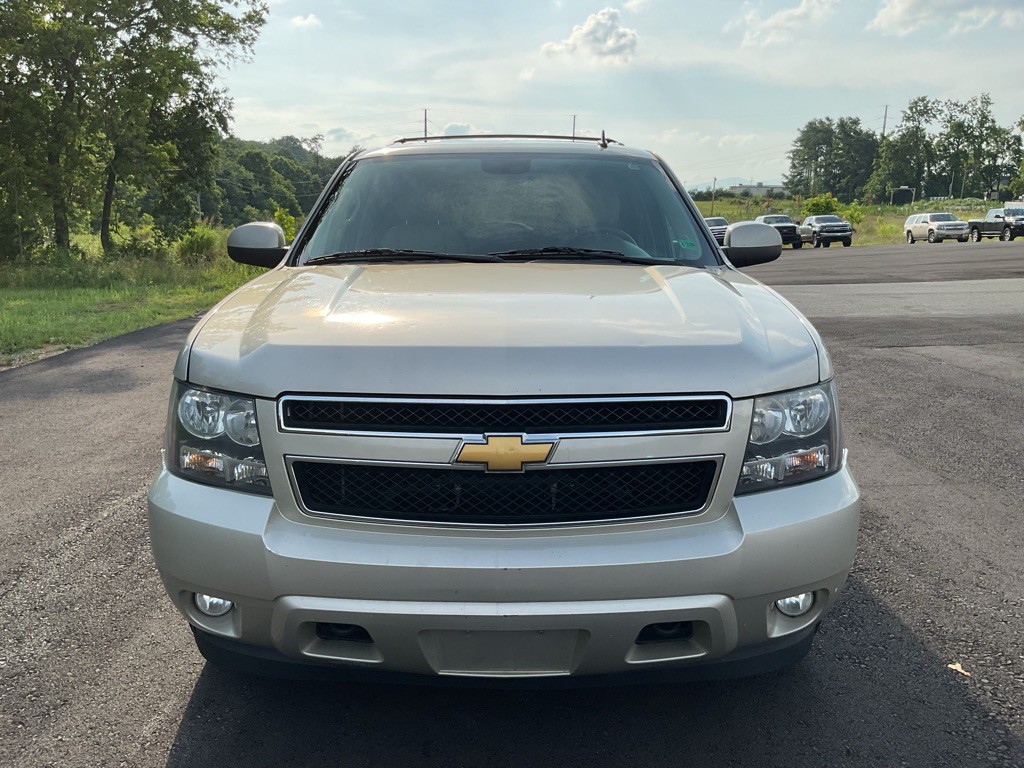2013 Chevrolet Suburban Image 16
