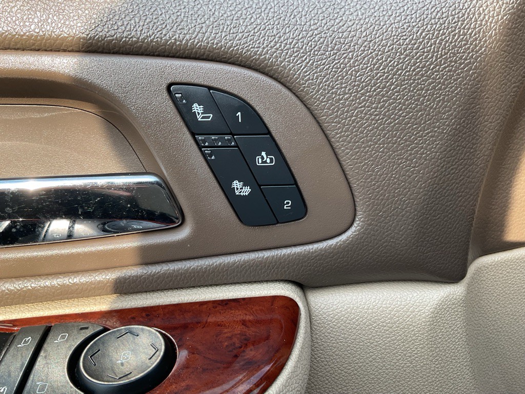 2013 Chevrolet Suburban Image 26