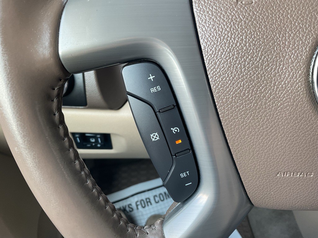 2013 Chevrolet Suburban Image 33