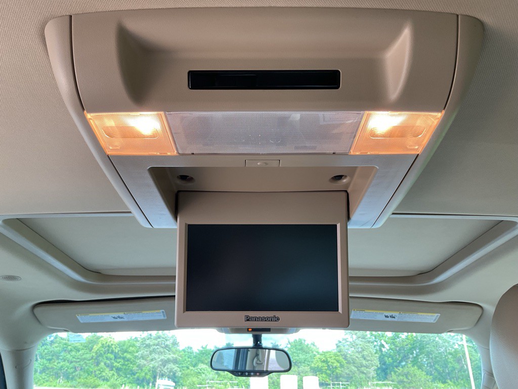 2013 Chevrolet Suburban Image 48