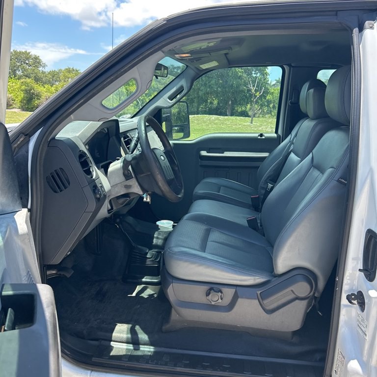 2014 Ford F-250 Image 9