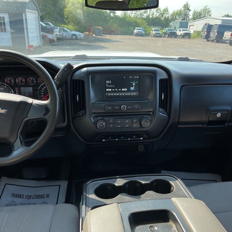 2018 Chevrolet Silverado 1500 Image 3