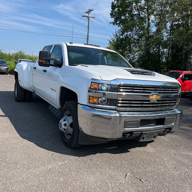 2018 Chevrolet Silverado 1500 Image 4