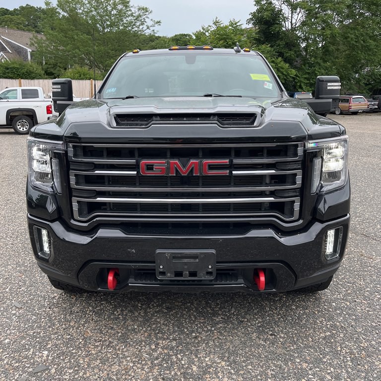 2022 GMC Sierra Image 2
