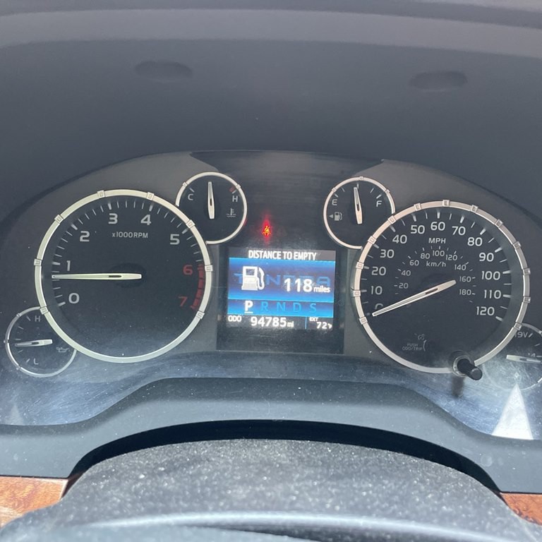 2015 Toyota Tundra Image 10