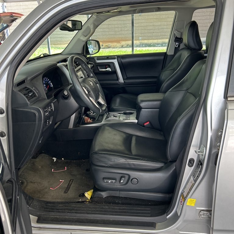 2016 Toyota 4Runner Image 15