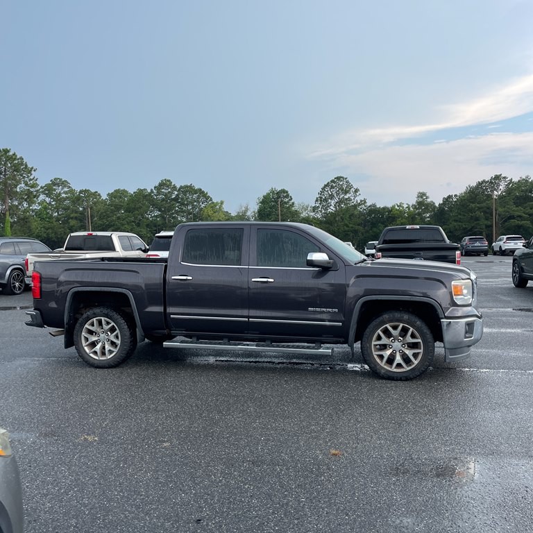 2014 GMC Sierra Image 2