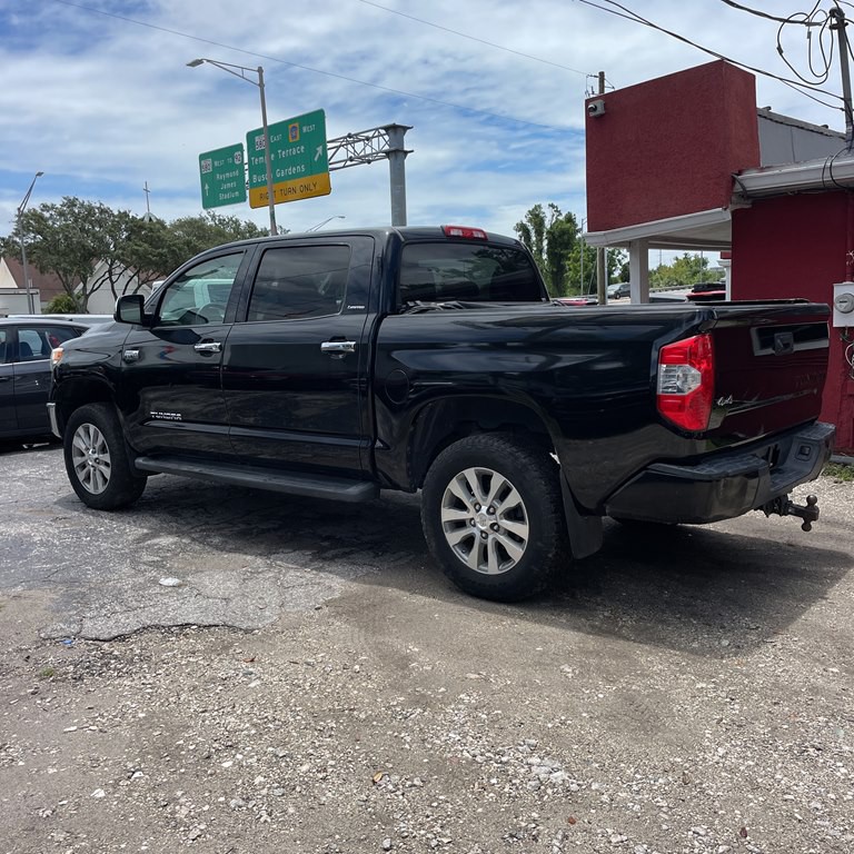 2015 Toyota Tundra Image 2