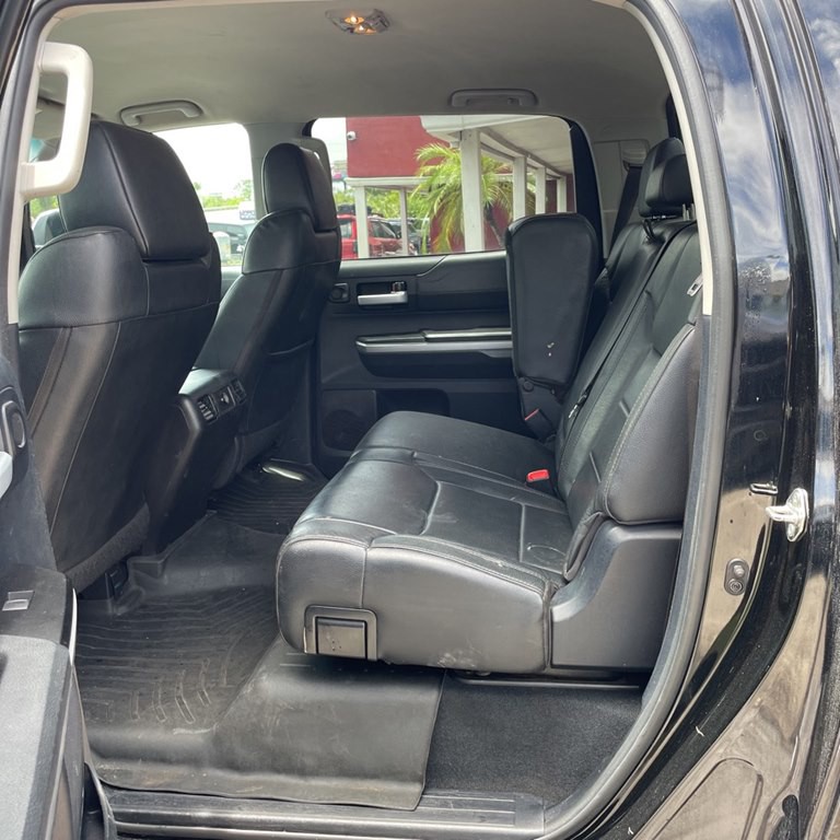 2015 Toyota Tundra Image 12