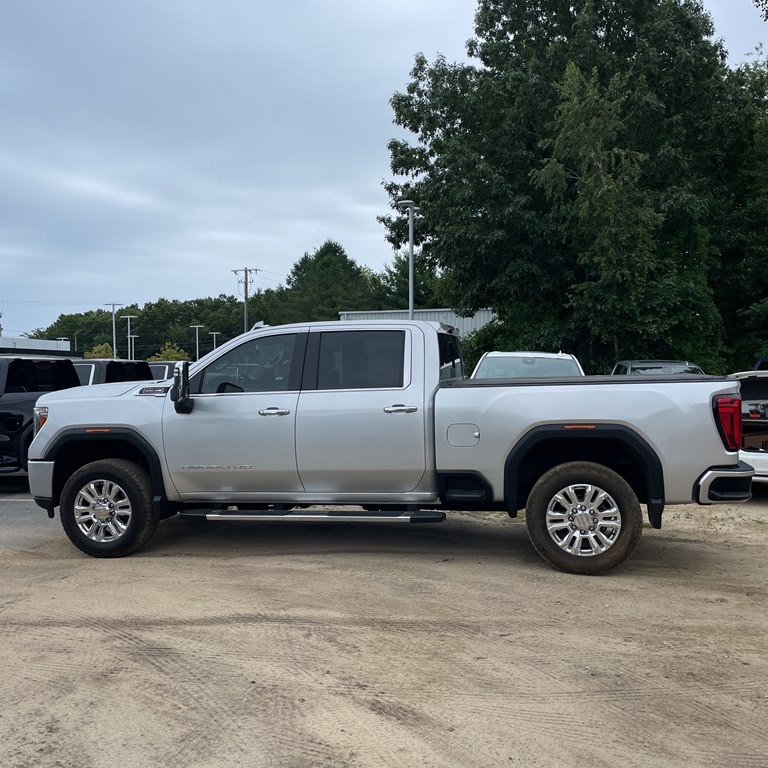 2020 GMC Sierra Image 2