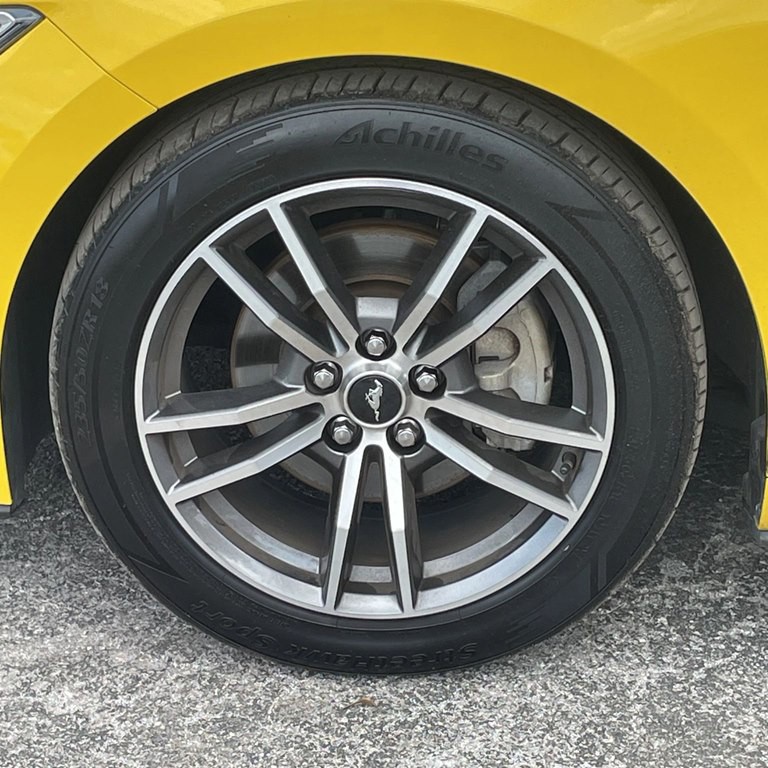 2016 Ford Mustang Image 12